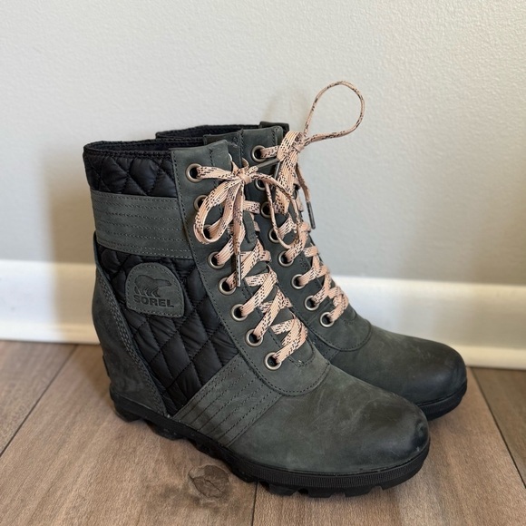SOREL Lexie Hidden Wedge Waterproof Booties size 9.5 - Picture 2 of 7